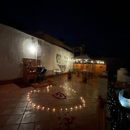 Хостел La Casa Del Abuelo Альенде Экстерьер фото